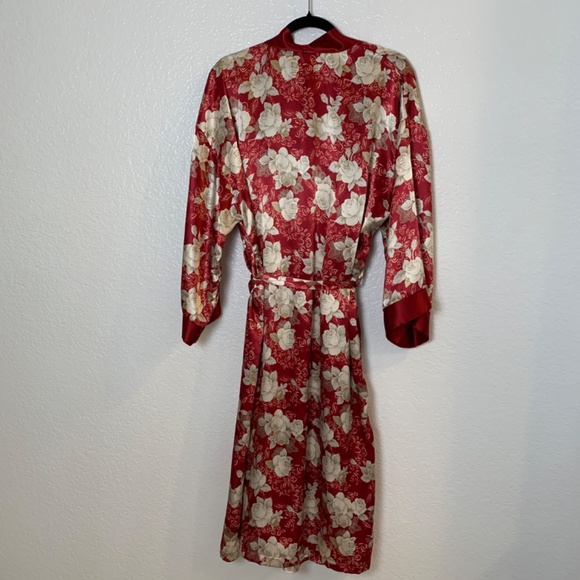 Adonna Peignoir Long Robe & Gown Set Womens Size Small Red Satin Roses Floral - Picture 8 of 15